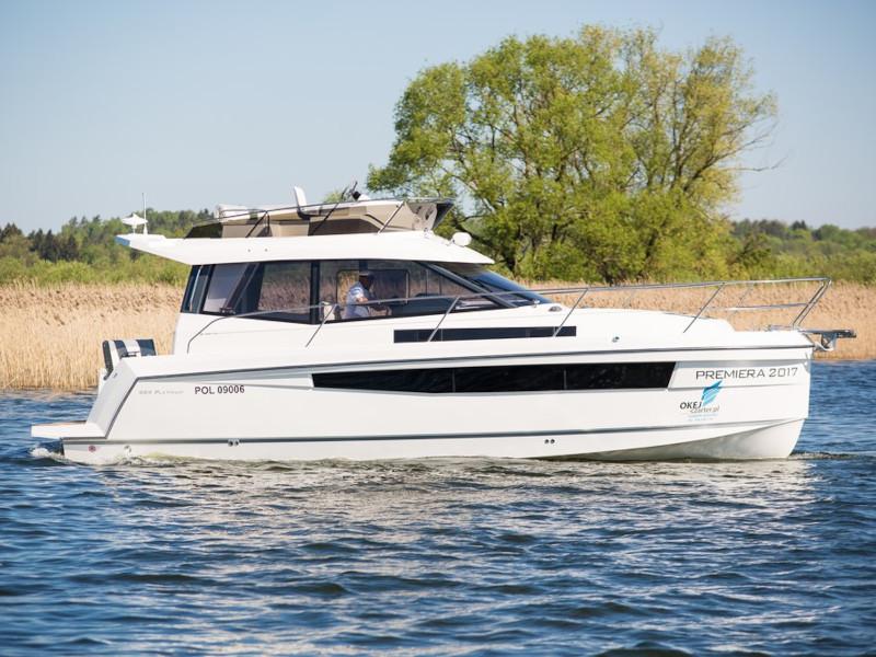 Book yachts online - motorboat - Platinum 989 - Platinum 989 Flybridge (Premiera) - rent