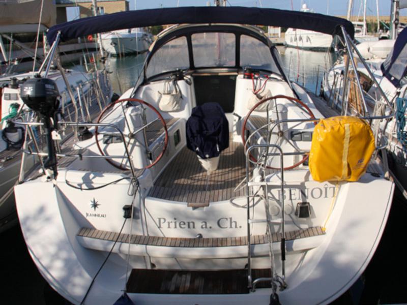 Book yachts online - sailboat - Sun Odyssey 42 i - Benoit - rent