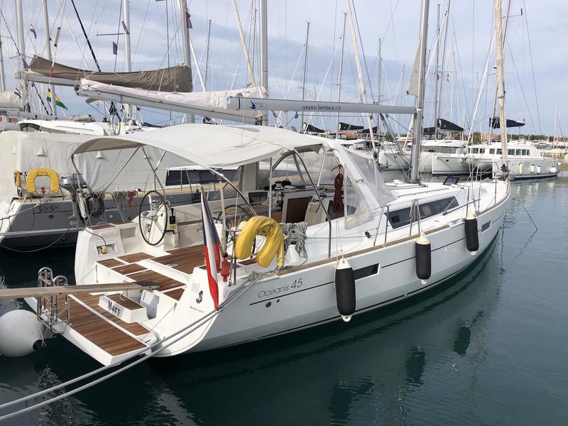 Book yachts online - sailboat - Oceanis 45 - HACHE - rent