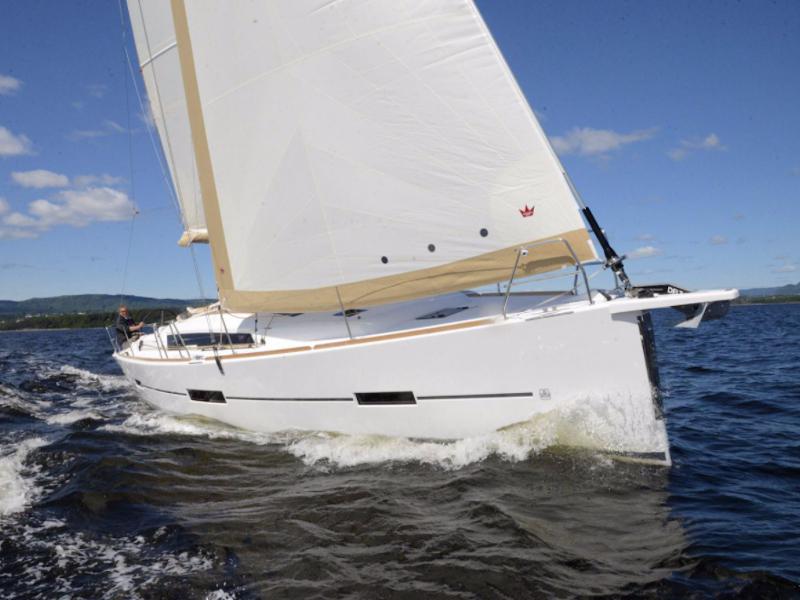 Book yachts online - sailboat - Dufour 412 Grand Large - ALTAIR - rent