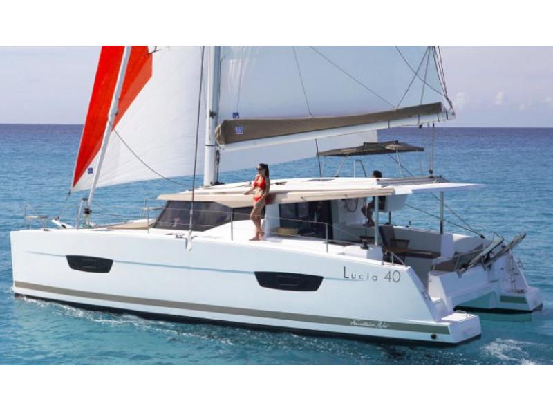 Book yachts online - catamaran - Lucia 40 - Star Lord - rent