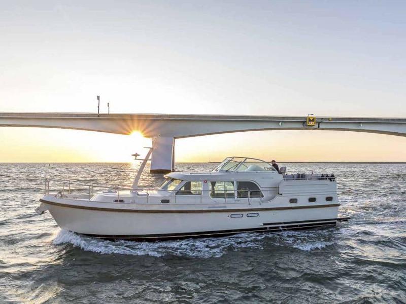Book yachts online - motorboat - Linssen Grand Sturdy 45.0 AC - Florina - rent