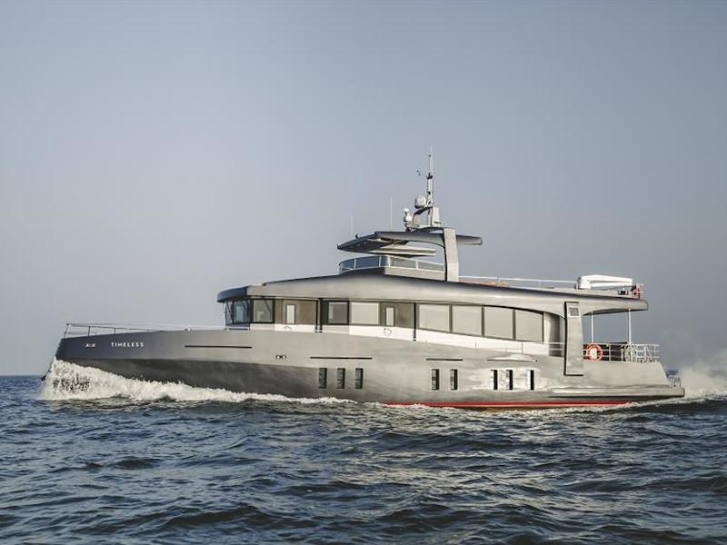 Book yachts online - motorboat - Timeless 78 - Super Yacht - rent