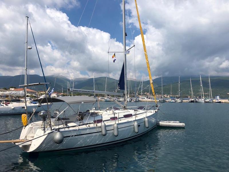 Book yachts online - sailboat - Bavaria 38 Cruiser - Happy Life - rent