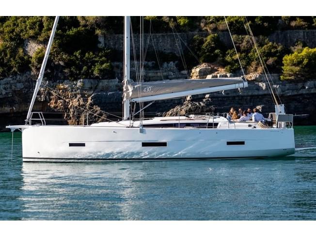 Book yachts online - sailboat - Dufour 430 - Mars - rent