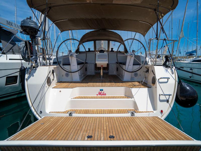 Book yachts online - sailboat - Bavaria Cruiser 46 - MILA - rent