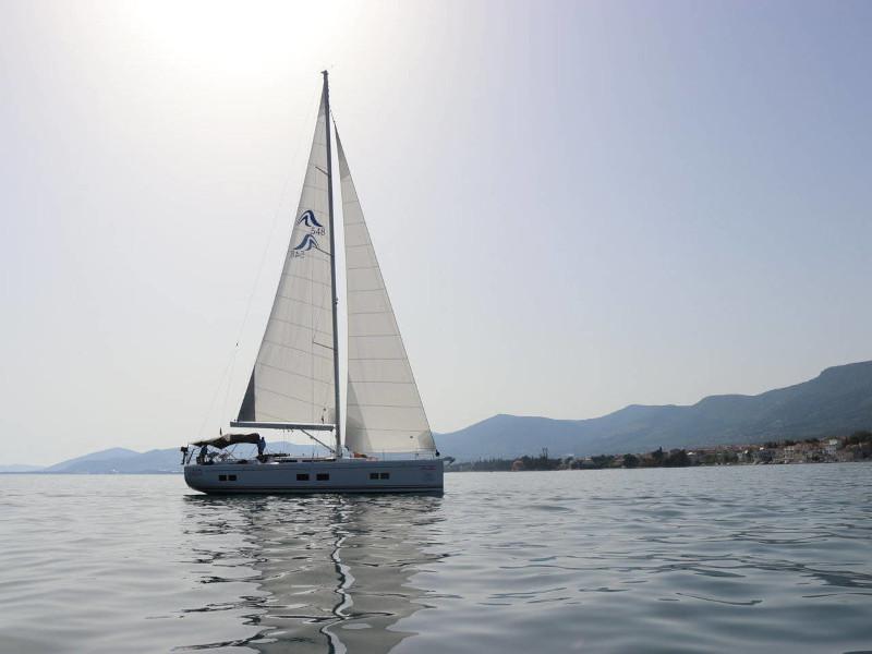 Book yachts online - sailboat - Hanse 548 - MILA FELICE - rent