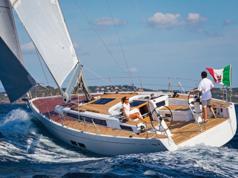 Book yachts online - sailboat - Grand Soleil 43 - Super G - rent