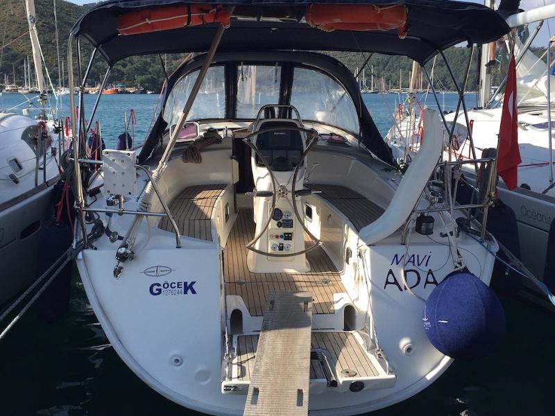 Book yachts online - sailboat - Bavaria 38 Cruiser - Mavi Ada - rent