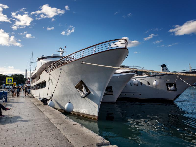Book yachts online - motorboat - Motoryacht - Stella Maris - rent