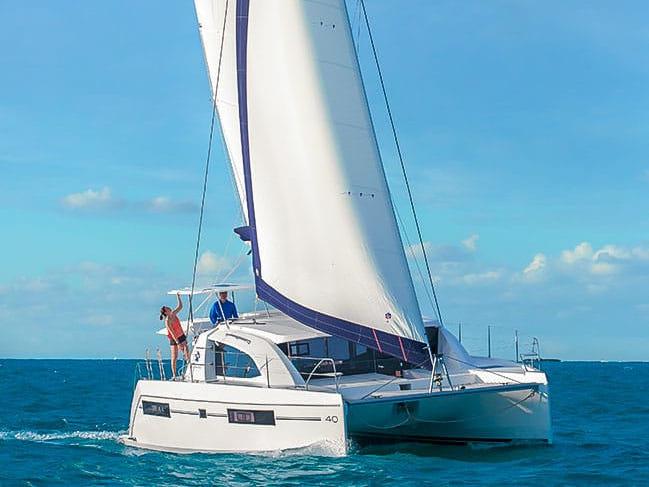 Book yachts online - catamaran - Leopard 40 - DENİZ - rent