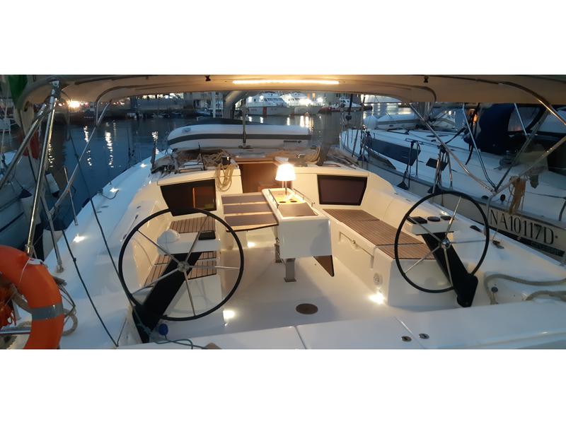 Book yachts online - sailboat - Dufour 430 GL - Tahiri - rent