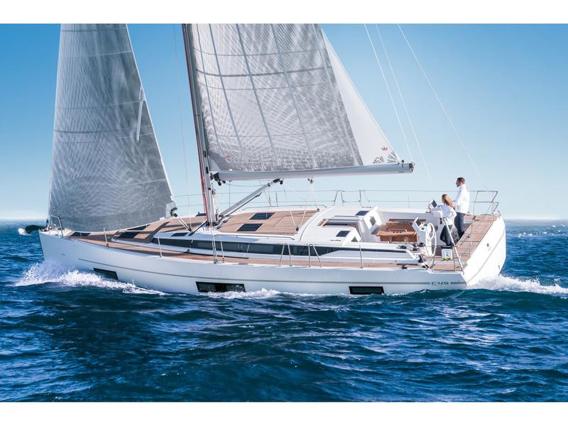 Book yachts online - sailboat - Bavaria C45 - Checkmate - rent
