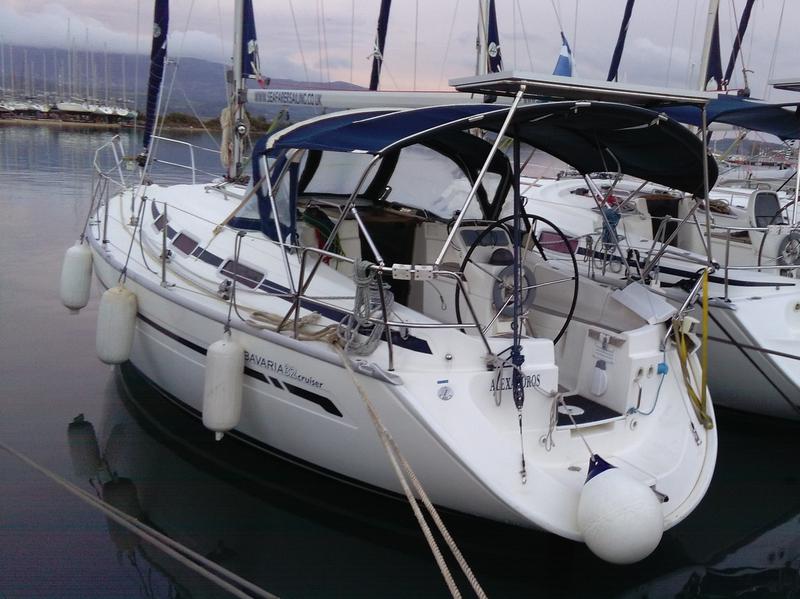 Book yachts online - sailboat - Bavaria 32 - Alexandros - rent