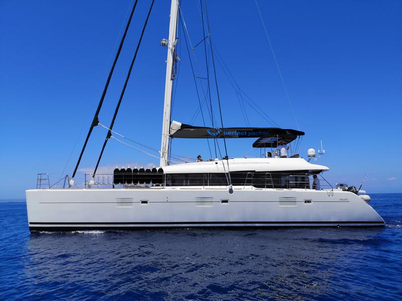 Book yachts online - catamaran - Lagoon 620(GEN,AC,WATERMAKER) - Kohinoor - rent