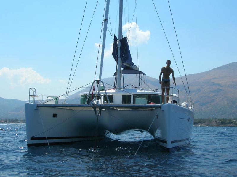 Book yachts online - catamaran - Lagoon 440 - Tani - rent