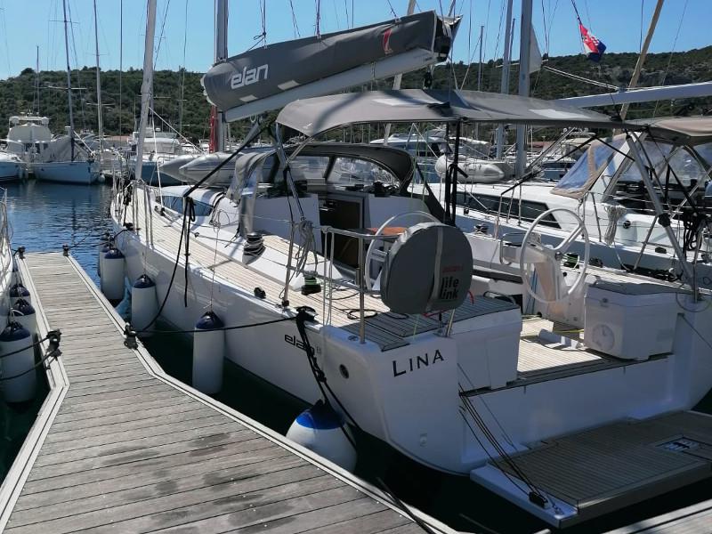 Book yachts online - sailboat - Elan E5 - LINA new 2020+AC - rent