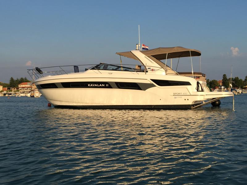 Book yachts online - motorboat - Bavaria S40 OPEN - KAVALAN II - rent