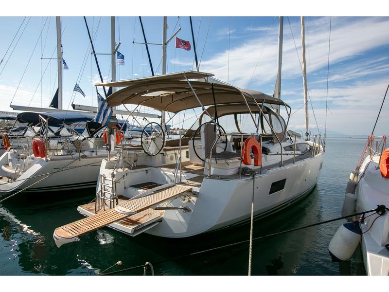 Book yachts online - sailboat - Jeanneau 54 - AMAZING ELLI - rent