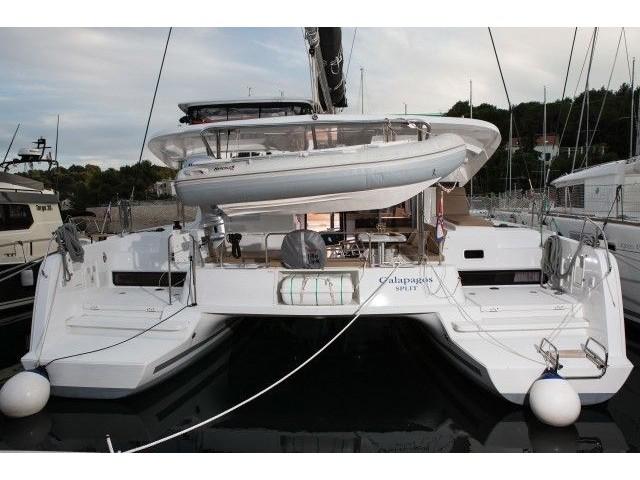 Book yachts online - catamaran - Lagoon 42 - GALAPAGOS - rent