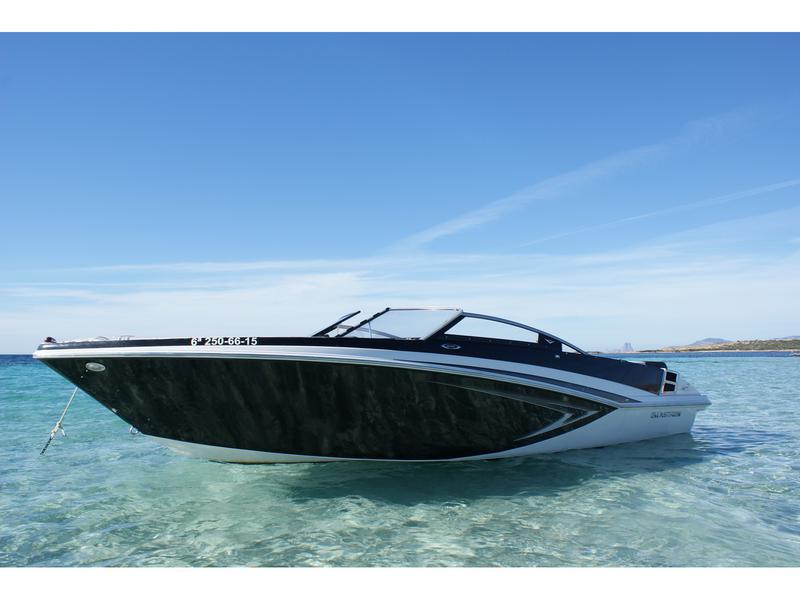 Book yachts online - motorboat - Glastron GT 225 - Jualpa - rent