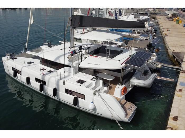 Book yachts online - catamaran - Lagoon 46 - SH3 - rent