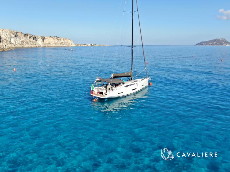 Book yachts online - sailboat - Dufour 56 Exclusive - Cavaliere CAST(Ac+Gen+Wm+Bbq) - rent