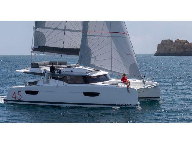 Book yachts online - catamaran - Elba 45 - USS Flamingo - rent