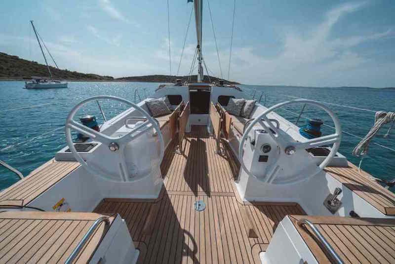 Book yachts online - sailboat - Elan Impression 45.1 - MOONLIGHT - rent