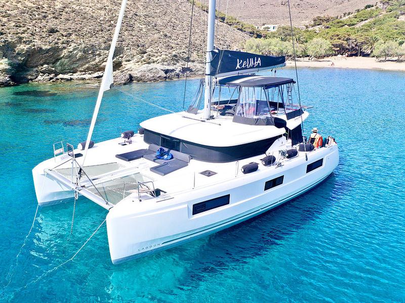 Book yachts online - catamaran - Lagoon 46 - KeYMA - rent