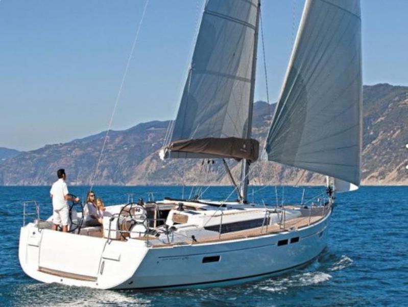 Book yachts online - sailboat - Sun Odyssey 519 FM - Carpe Diem - rent