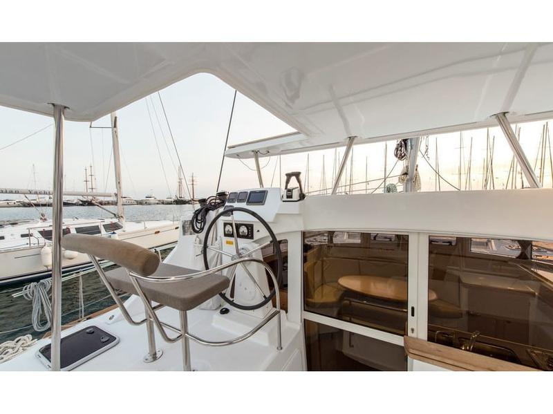 Book yachts online - catamaran - Lagoon 380 S2 - LAGOON 380 (2014) - ATH - rent
