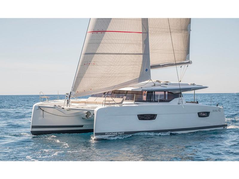 Book yachts online - catamaran - Astréa 42 - no name - rent