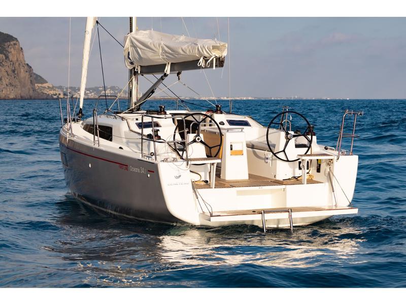 Book yachts online - sailboat - Oceanis 34.1 - SKYWALKER - rent