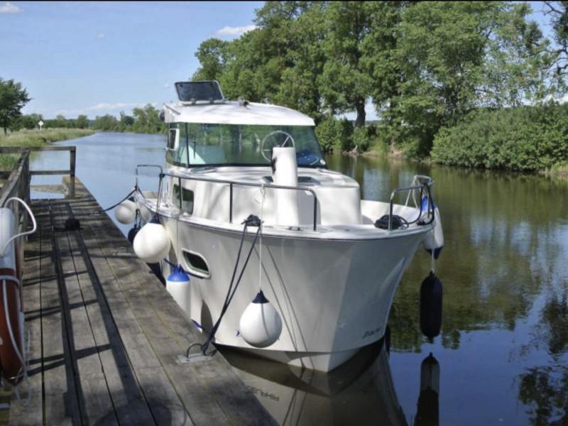 Book yachts online - motorboat - Delphia Escape 800 - no name - rent