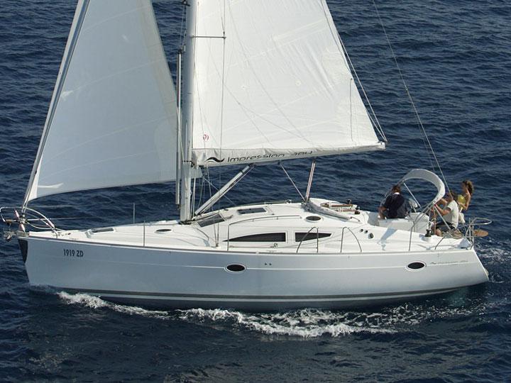 Book yachts online - sailboat - Elan 384 Impression - NAIADA w.Skipper - rent