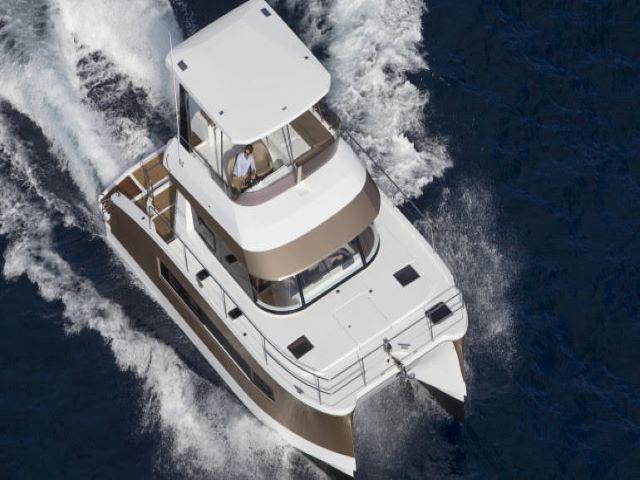Book yachts online - powercatamaran - MY 37 - Fortunata - rent
