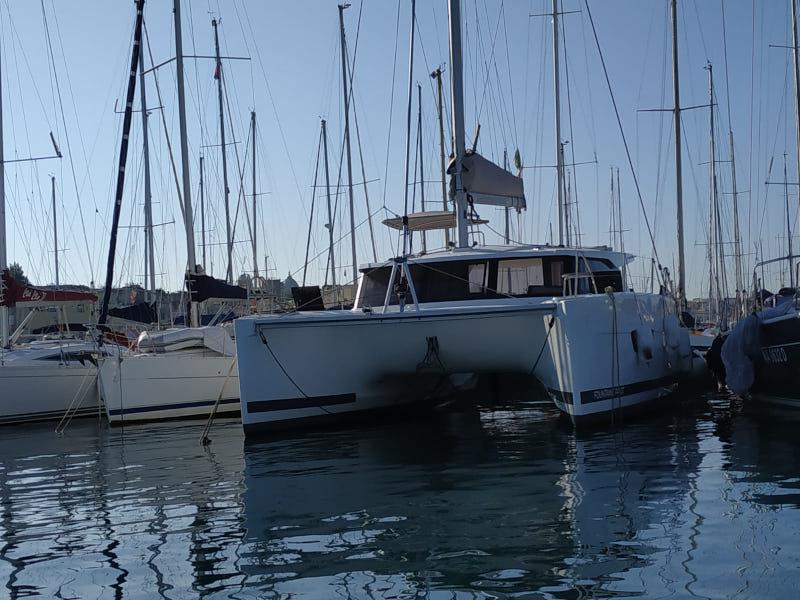 Book yachts online - catamaran - Lucia 40 - Margarita - rent
