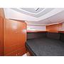 Book yachts online - sailboat - Bavaria Cruiser 37 - Lupe - rent