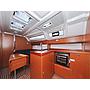 Book yachts online - sailboat - Bavaria Cruiser 37 - Lupe - rent