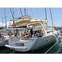 Book yachts online - sailboat - Dufour 450 GL - Maroussa (sails 2021) - rent