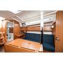 Book yachts online - sailboat - Bavaria Cruiser 34 - Lia  - rent