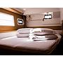 Book yachts online - catamaran - Lagoon 400 S2 - KINGA V - rent