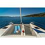 Book yachts online - catamaran - Lagoon 380 (2017) - QUEEN MIA - rent