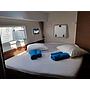 Book yachts online - catamaran - Lagoon 42 - Ice Cat - rent