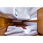 Book yachts online - sailboat - Jeanneau Sun Odyssey 469 - Vega  - A/C in Saloon - rent