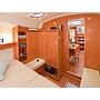 Book yachts online - sailboat - Bavaria Cruiser 36 - Volantis - rent