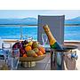 Book yachts online - motorboat - Cantieri di Pisa Akhir 85 - Maestrale - rent