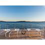 Book yachts online - motorboat - Azimut Grande 27 Metri - Dawo - rent
