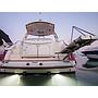 Book yachts online - motorboat - Monterey 375 SY - Red Dragon - rent